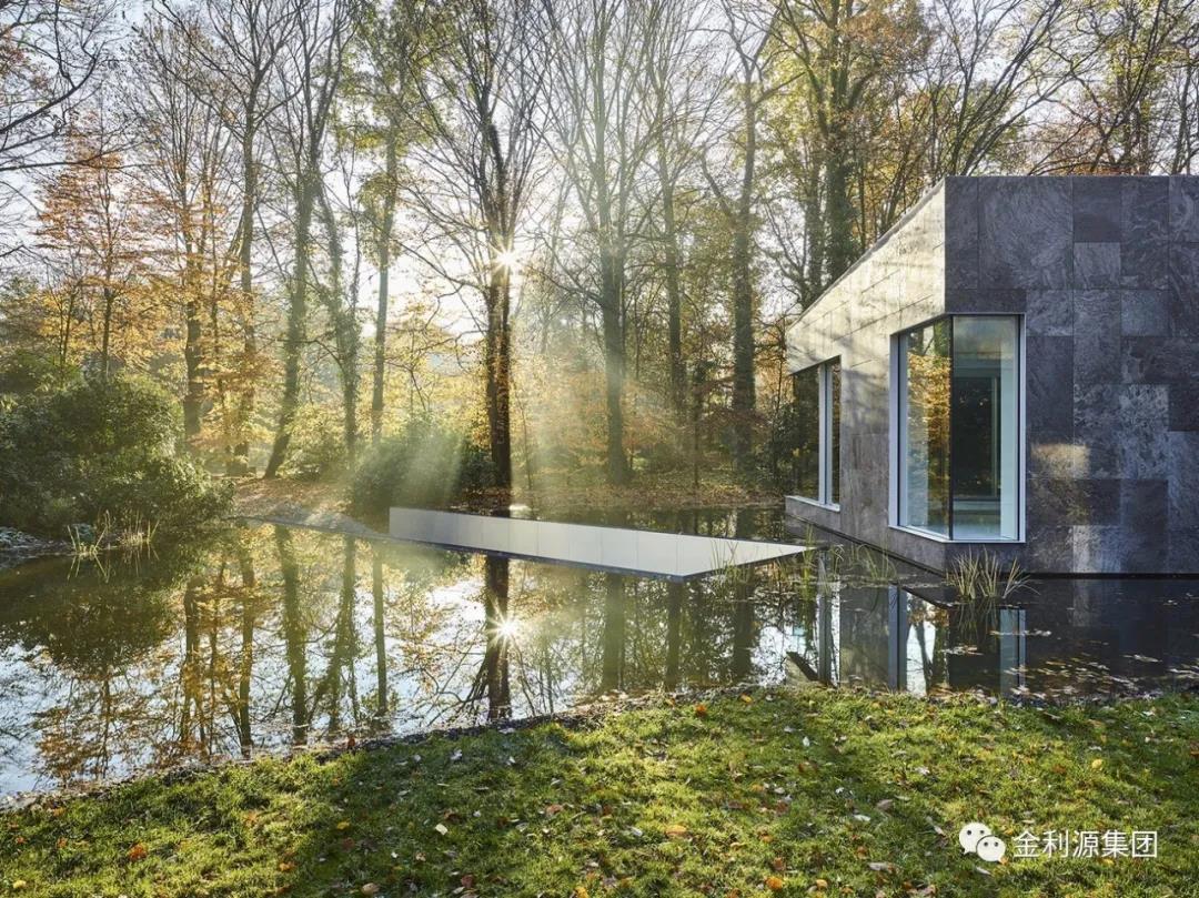 客餐廳一體化逆襲，這么裝經(jīng)久耐看！