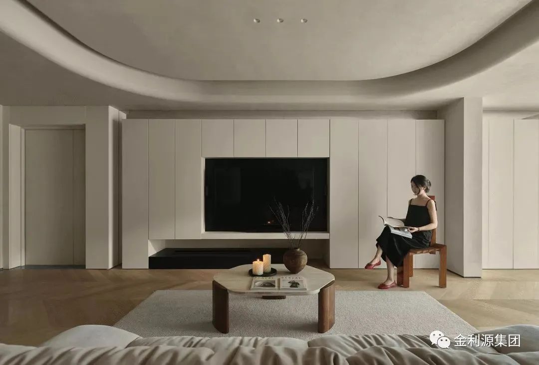 金利源 | 黑與白詮釋極簡生活